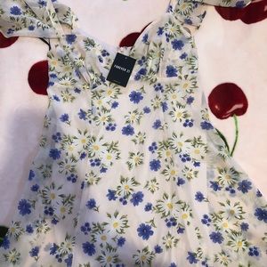Forever 21 Floral Chiffon Dress